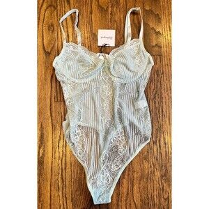 NWT ReVamped Light Blue Lace Thong Bodysuit Underwire Size Medium Lingerie